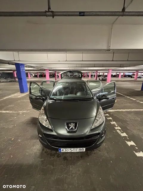 Peugeot 207 1.4 Presence - 4
