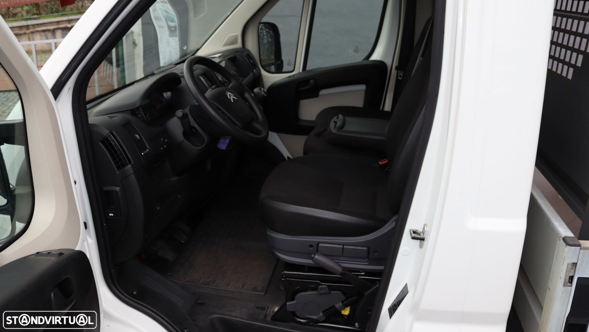 Citroën Jumper 2.0 BlueHDi 35 L4 - 10