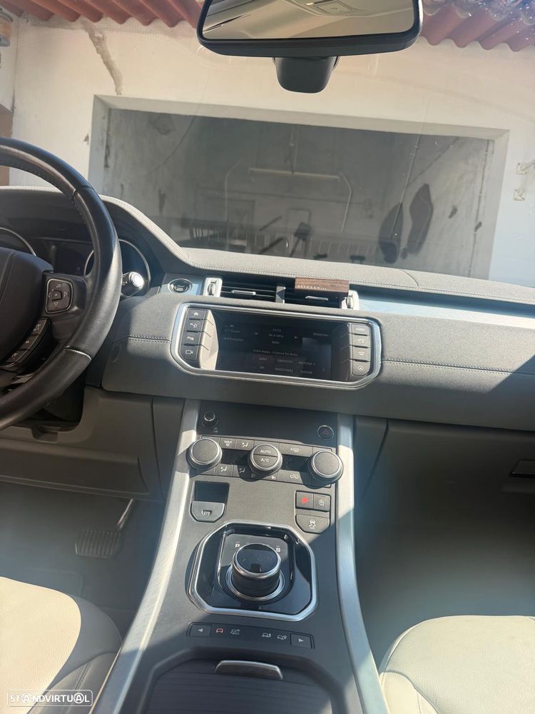 Land Rover Range Rover Evoque - 13