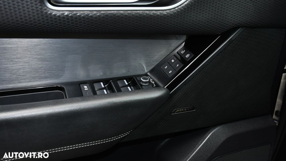 Land Rover Range Rover Velar R-Dynamic 2.0 P400e PHEV S - 23