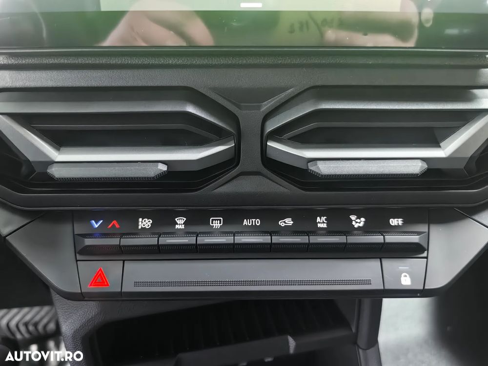 Dacia Duster HEV 140 Journey - 21