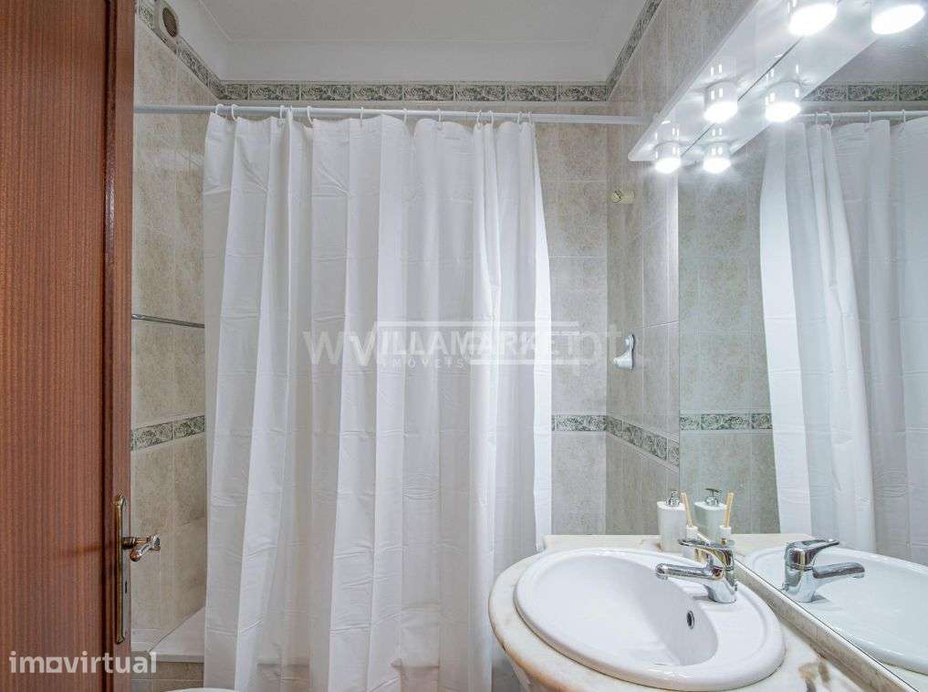 Luminoso Apartamento T2 com 2 casas de banho e ampla varanda situado n - Grande imagem: 4/5