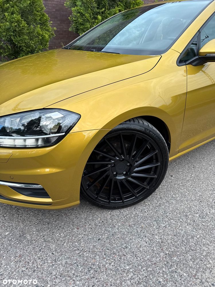 Volkswagen Golf - 3