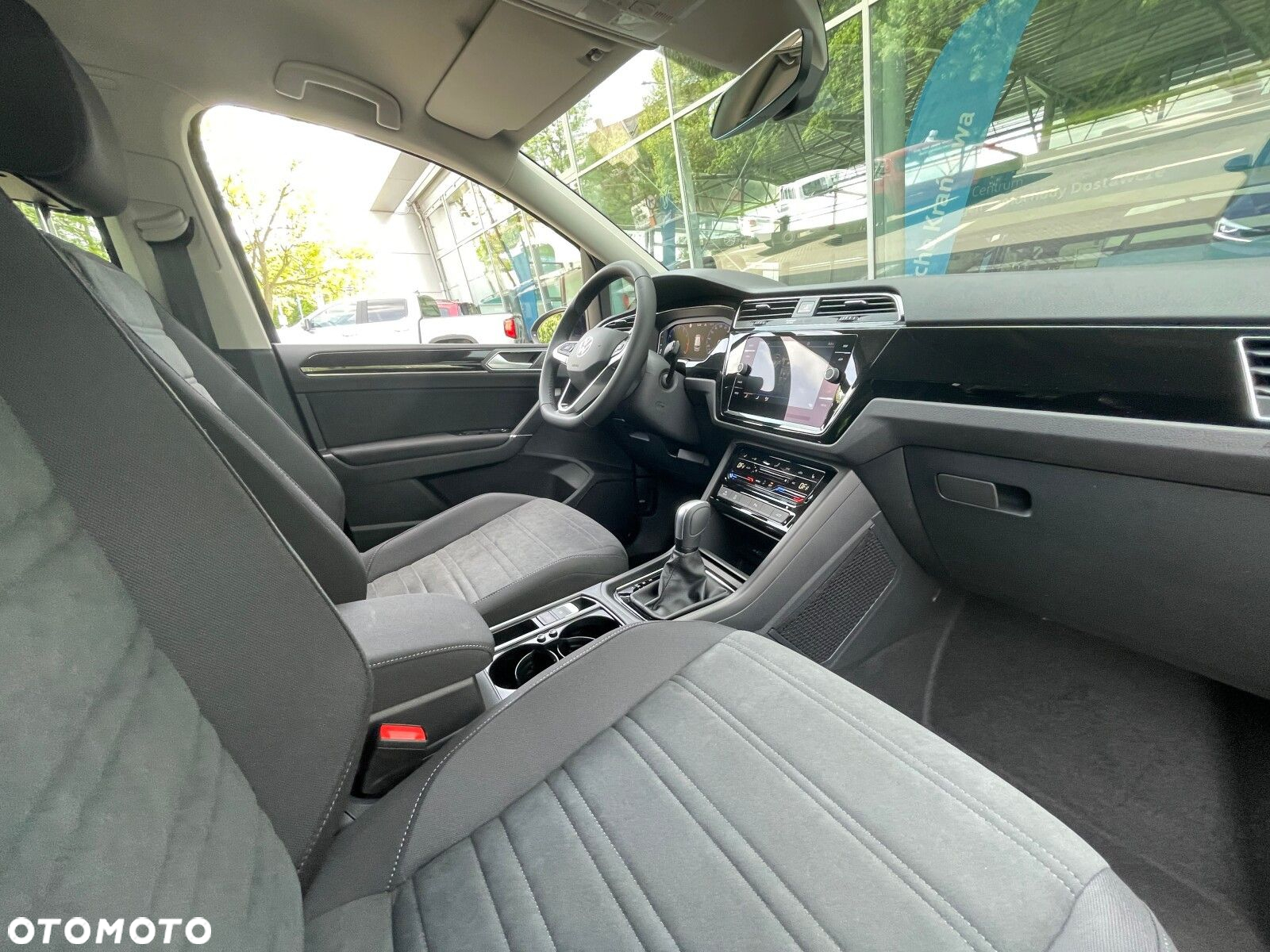 Volkswagen Touran 1.5 TSI EVO Highline DSG - 17