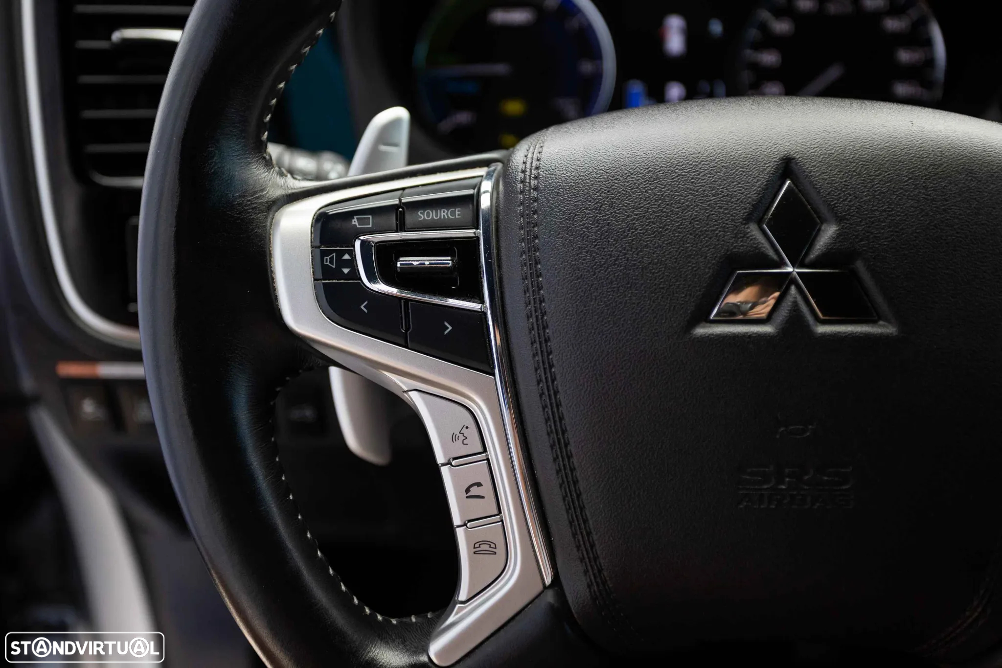 Mitsubishi Outlander 2.0 PHEV Instyle - 43
