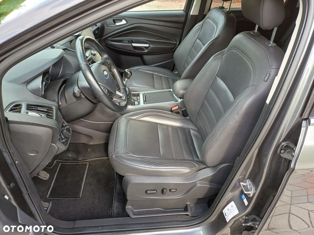 Ford Kuga 2.0 TDCi AWD Titanium - 29