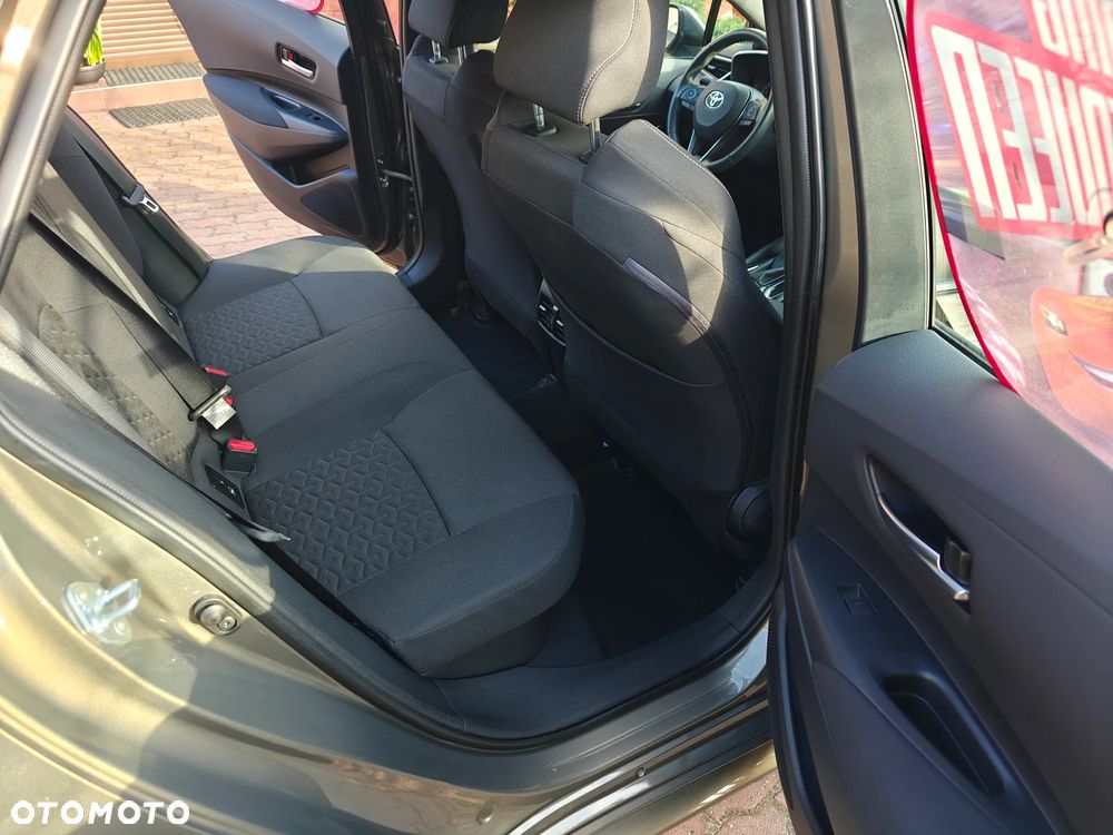 Toyota Corolla 2.0 Hybrid Comfort - 22