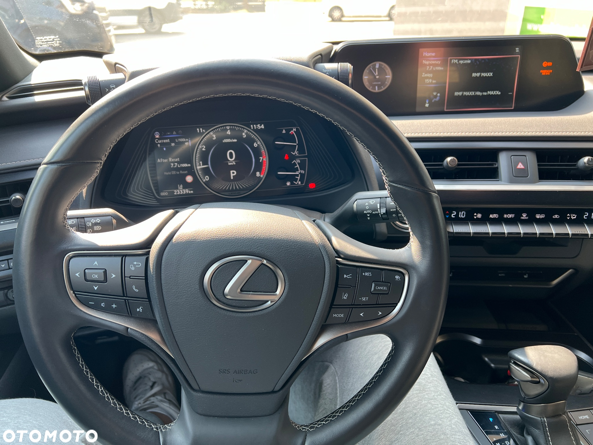 Lexus UX 200 GPF Pure 2WD - 7