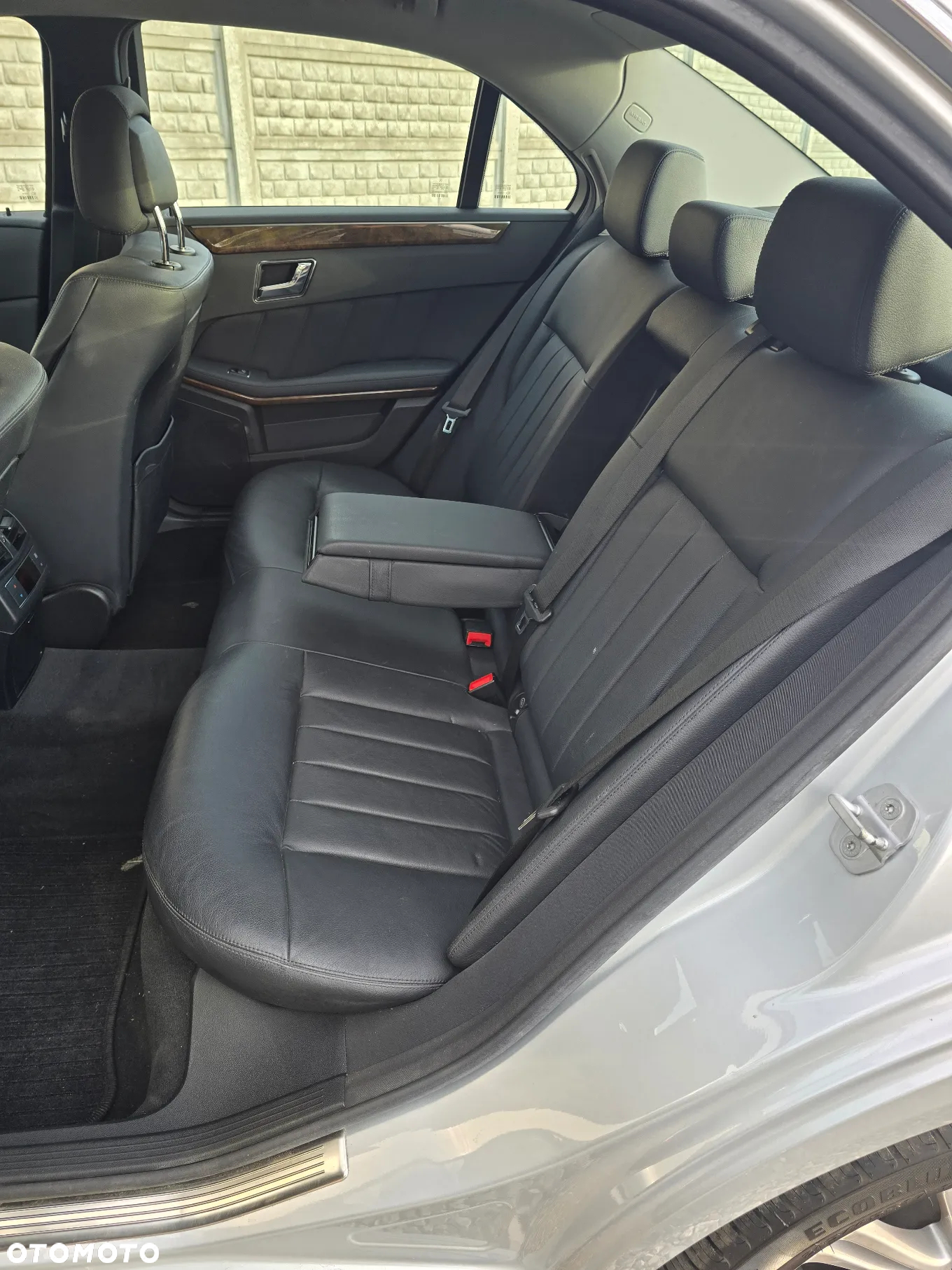 Mercedes-Benz Klasa E 350 CDI BlueEff Elegance - 22