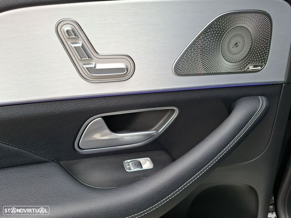 Mercedes-Benz GLE 300 d 4Matic — fotografia 25