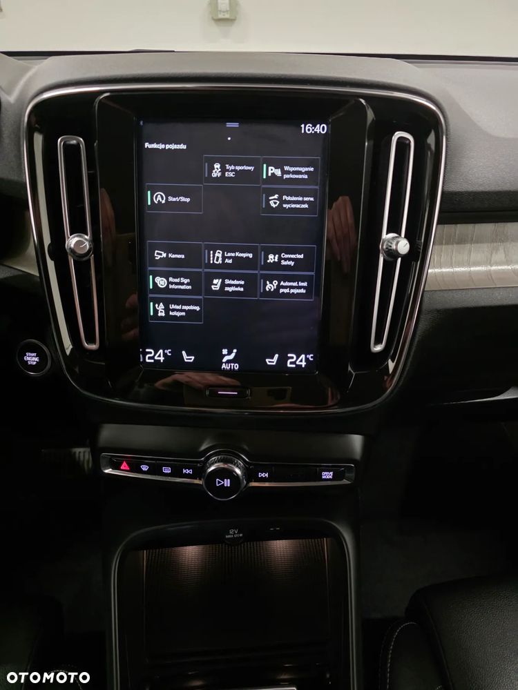 Volvo XC 40 D4 AWD Geartronic Inscription - 13
