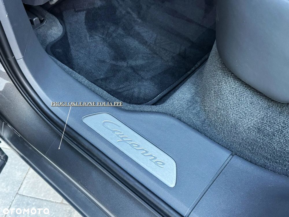 Porsche Cayenne Platinum Edition - 29