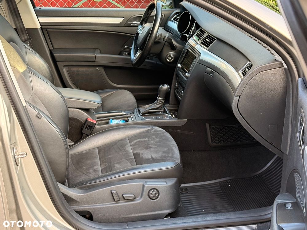 Skoda Superb 2.0 TDI L&K DSG - 4