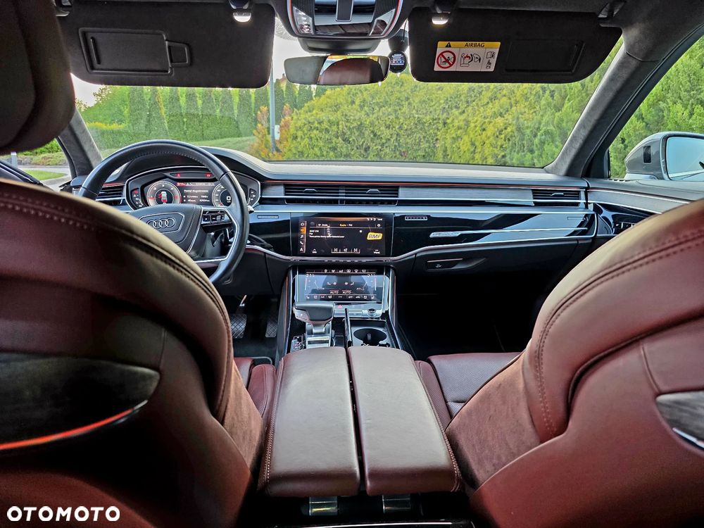 Audi A8 - 9