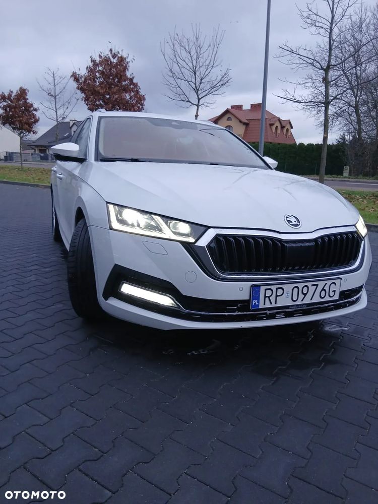 Skoda Octavia 2.0 TDI 4x4 Style DSG - 8