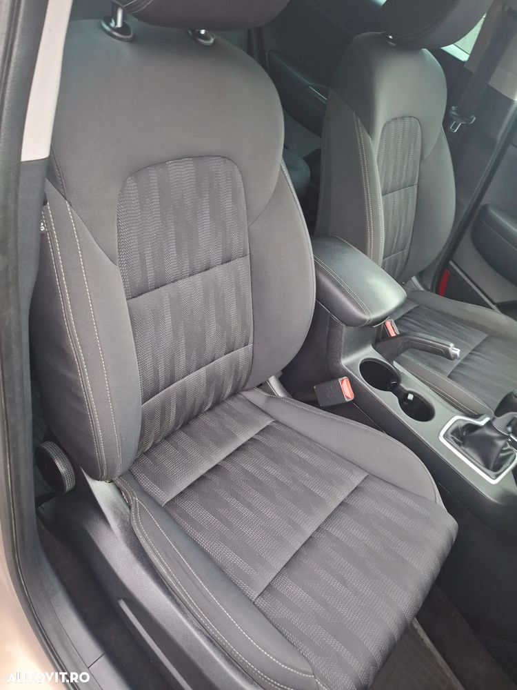 Kia Sportage 1.6 GDI 6MT 4x2 Classic - 12