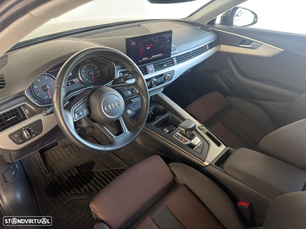 Audi A4 Avant 40 TDI S line S tronic - 10