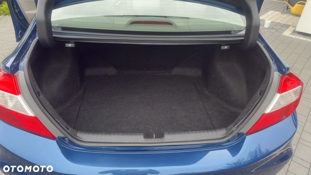 Honda Civic 1.8 Executive - 9