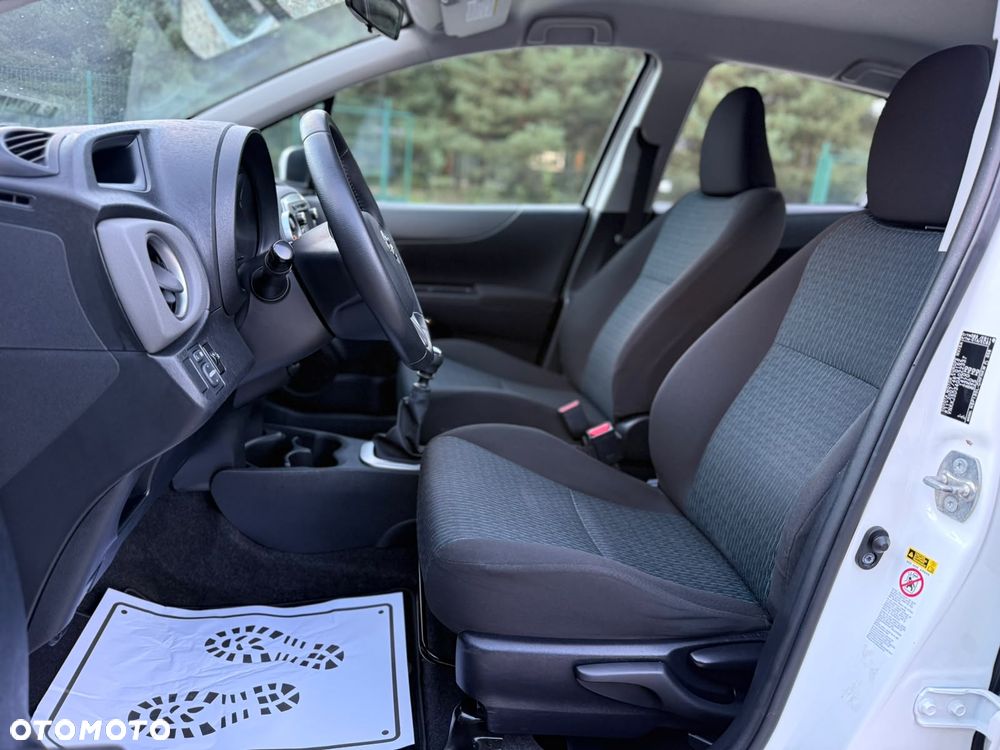 Toyota Yaris 1.33 Luna - 28