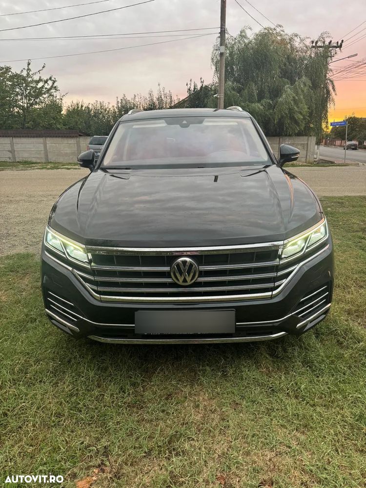 VOLKSWAGEN Touareg 2019 — imagine 3