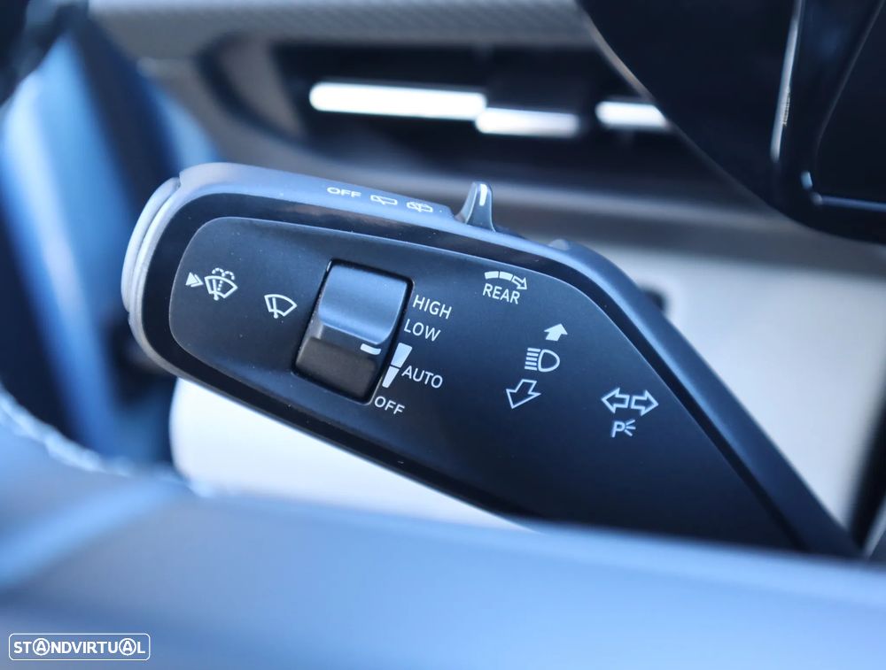 Ford Explorer 77 kWh Premium - 38