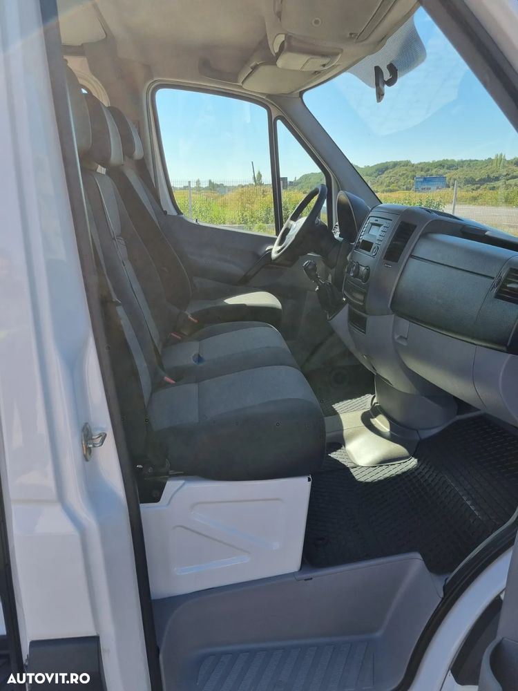 Volkswagen Crafter TDI  Mixt 6 Locuri + Marfă 160C.P. Climă - 11