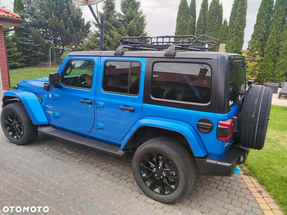 Jeep Wrangler - 4