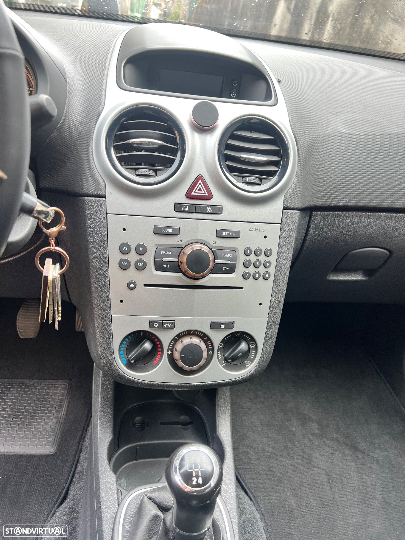 Opel Corsa - 12
