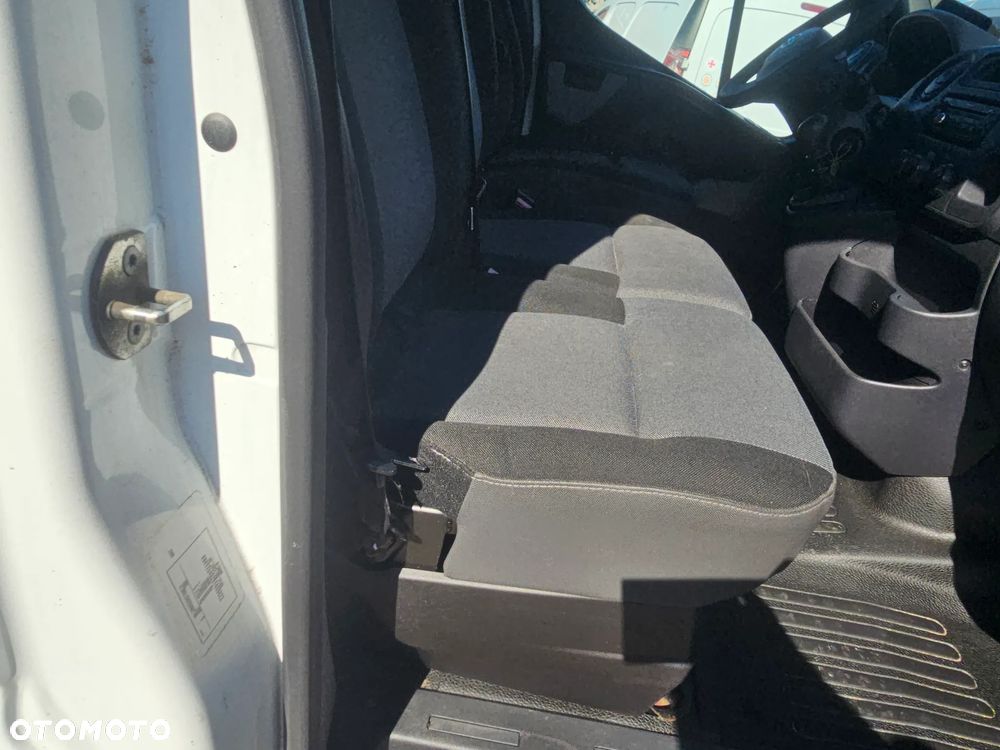 Nissan NV 400 - 14