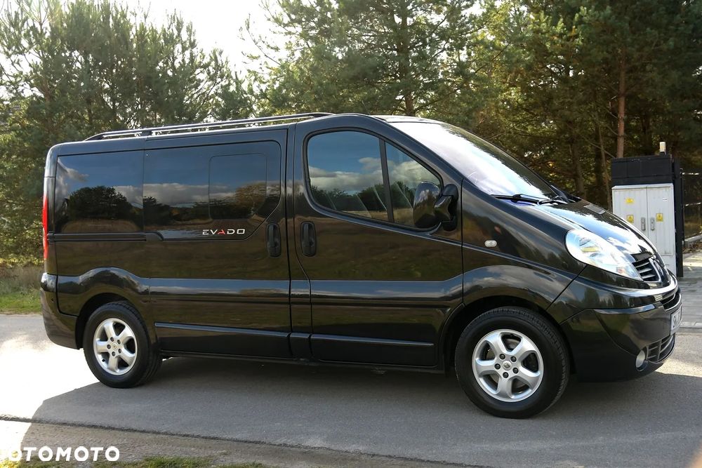 Opel Vivaro - 10