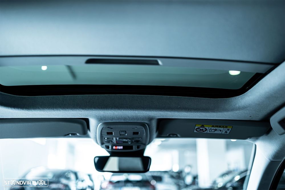 Citroën C4 X 1.2 PureTech Max EAT8 - 24