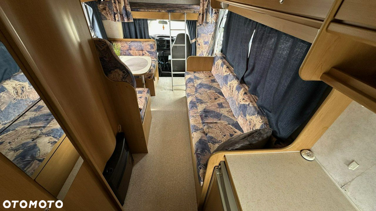 Ford Transit - 22