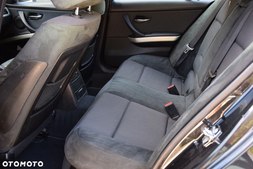 BMW Seria 3 - 28