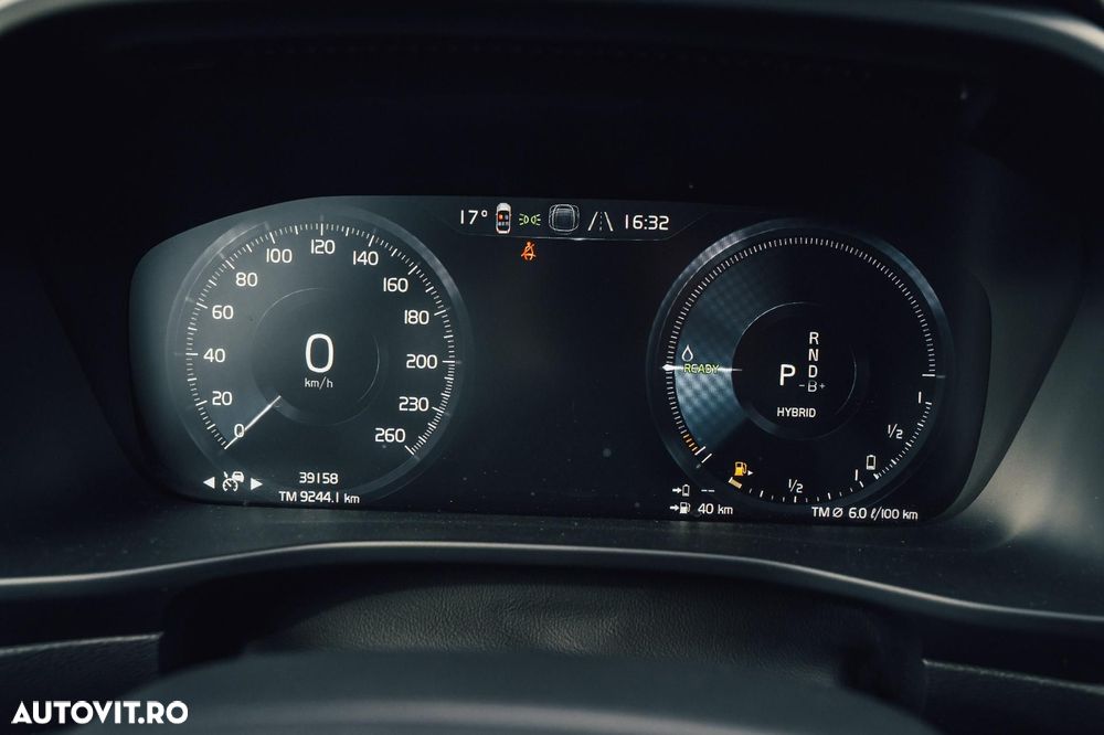 Volvo XC 40 Recharge T5 Twin Engine AT7 R-Design Expression - 13