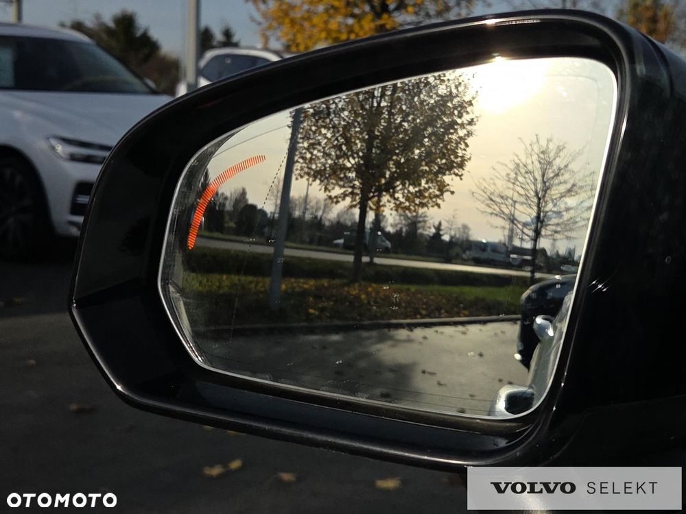 Volvo S60 T8 Recharge AWD Ultimate Dark - 32