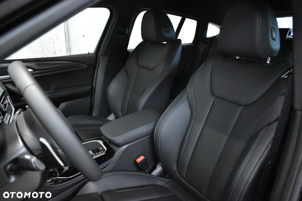 BMW X4 - 9
