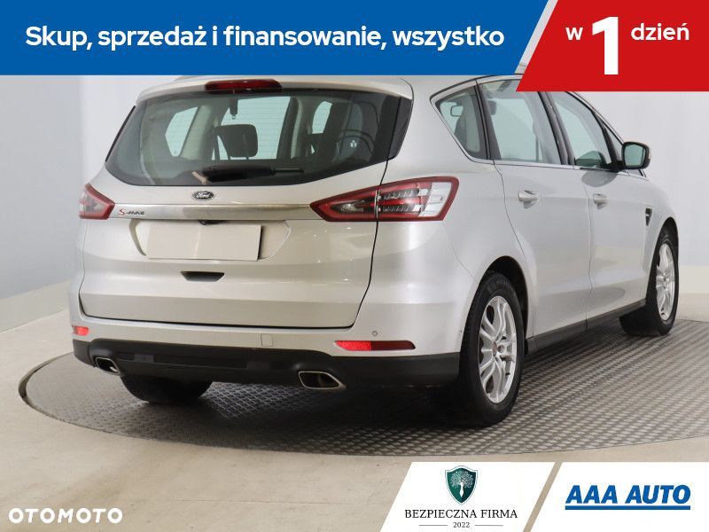 Ford S-Max - 7