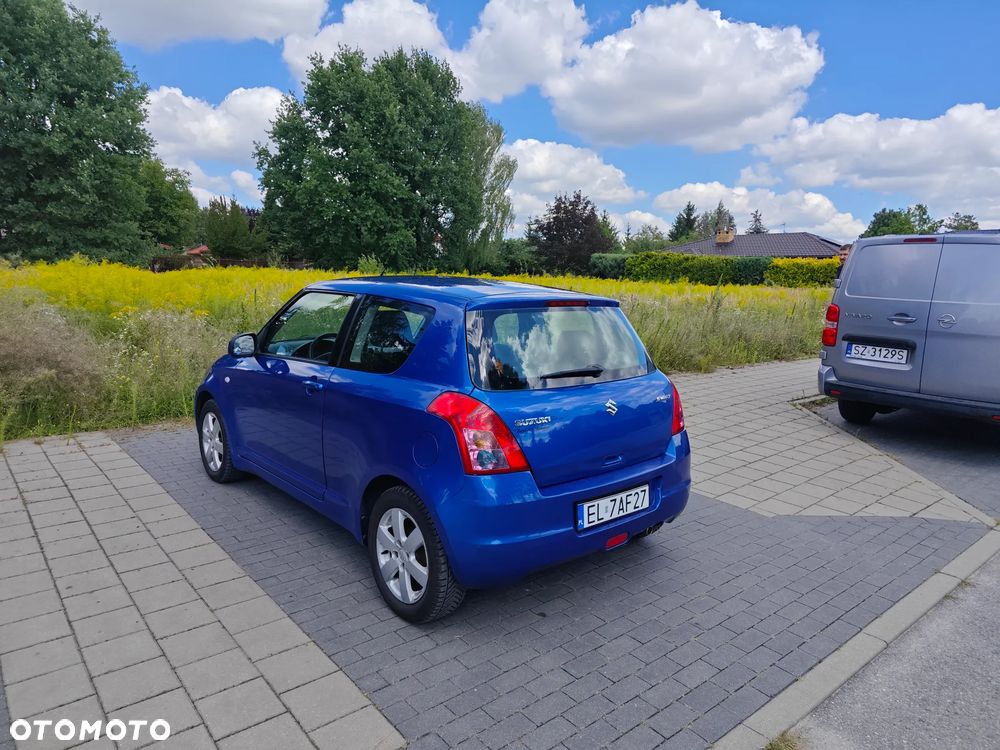 Suzuki Swift 1.3 Club - 2
