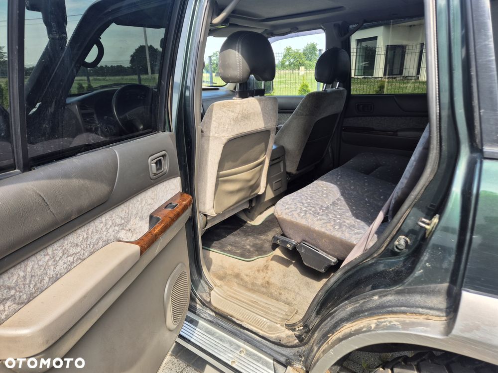 Nissan Patrol - 12