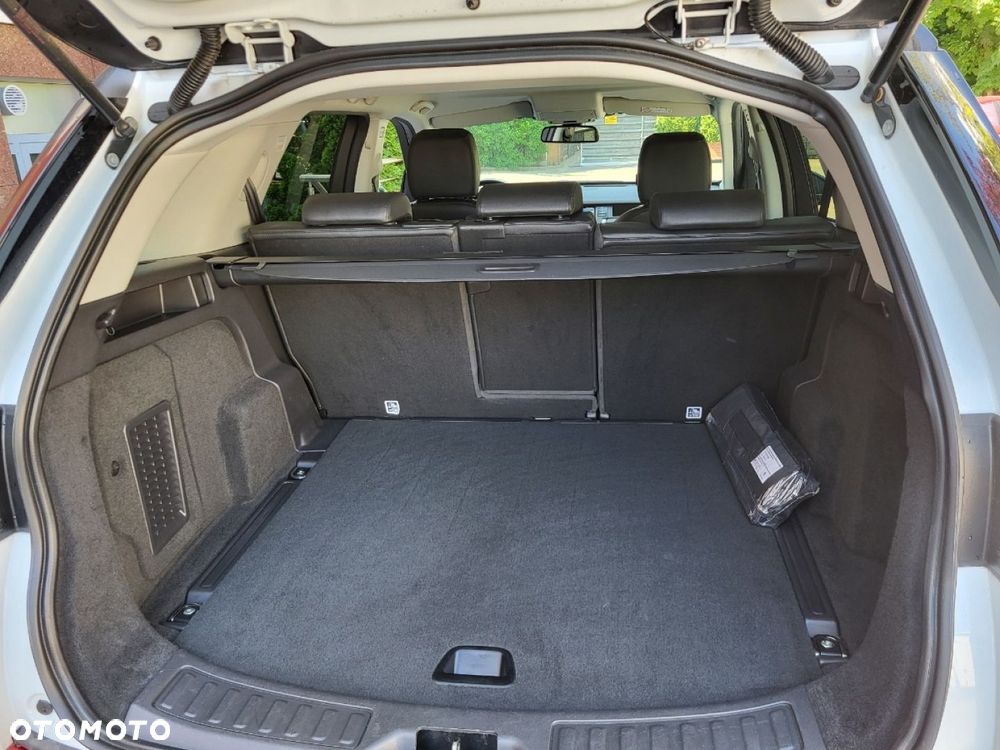 Land Rover Discovery Sport - 32