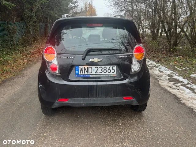 Chevrolet Spark 1.0 LS - 11