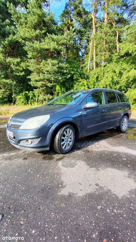 Opel Astra 2007 photo 2