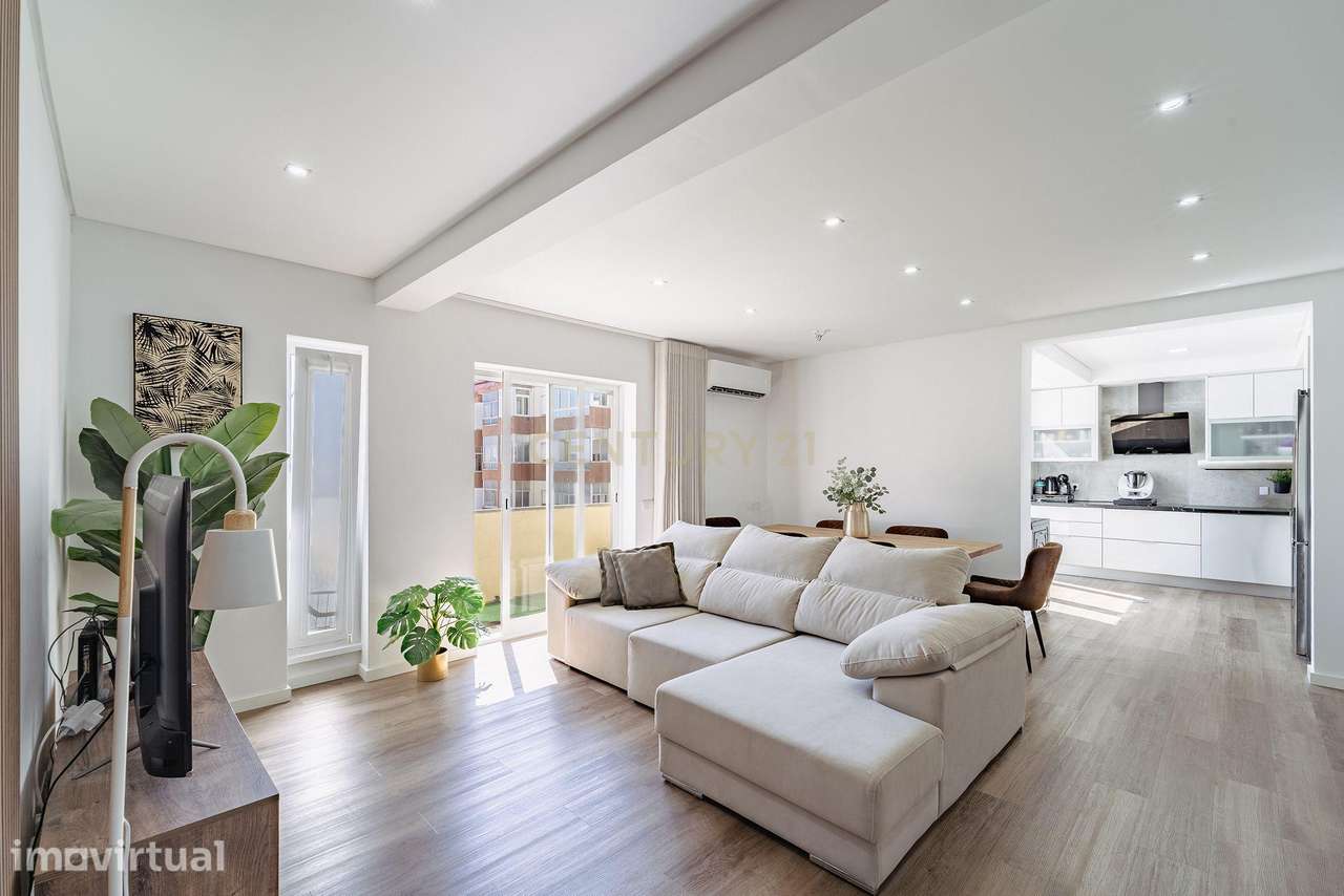 Apartamento T2 Cova da Piedade - Grande imagem: 2/48