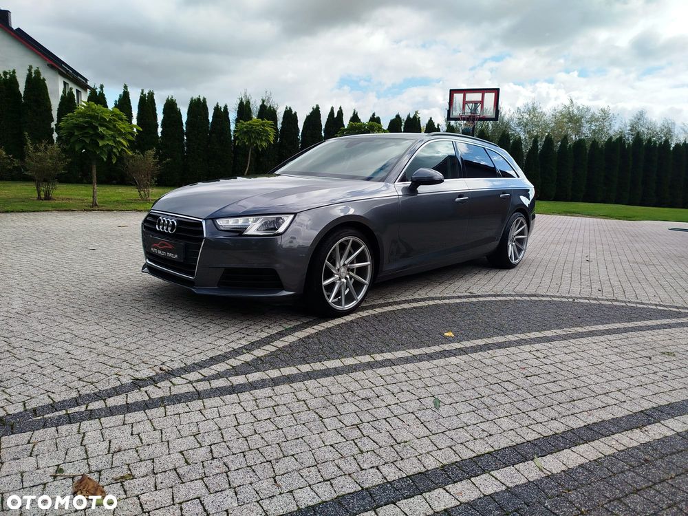 Audi A4 Avant 2.0 TDI ultra S tronic - 4