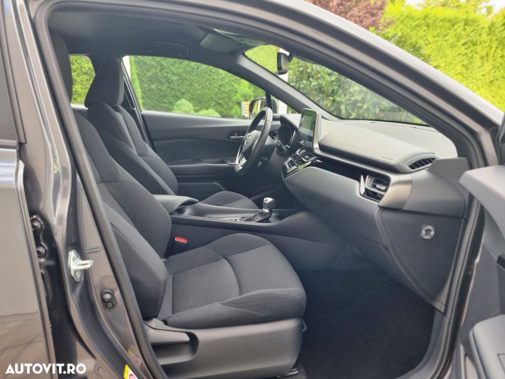 Toyota C-HR 1.8 HSD 122 CP 4x2 CVT C-ult Style - 12