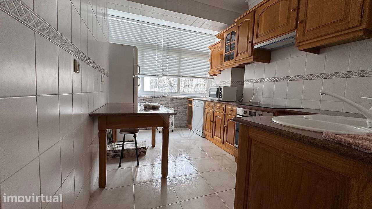 Apartamento T1 para arrendamento - Grande imagem: 2/27