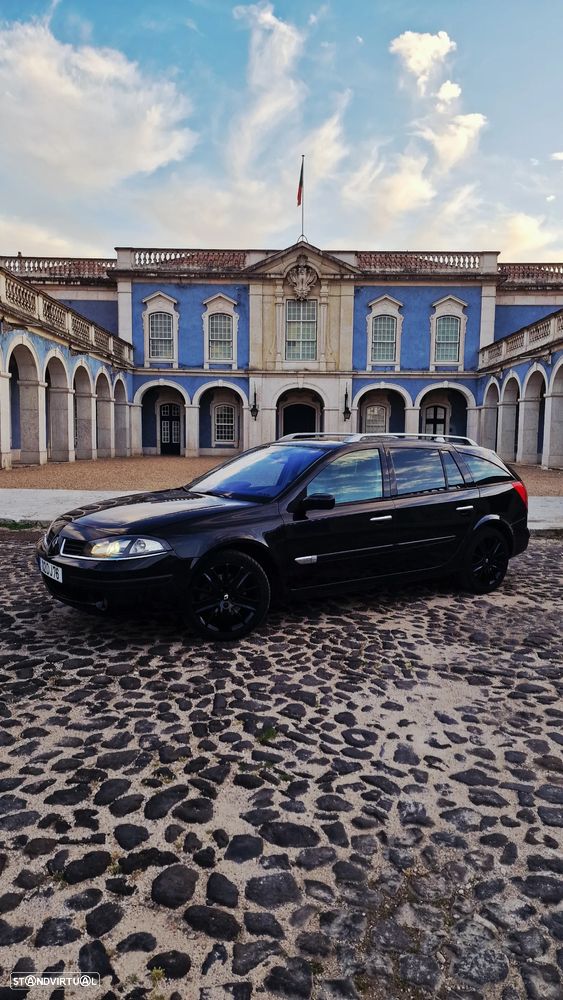Renault Laguna Break 2.0 T GT - 2