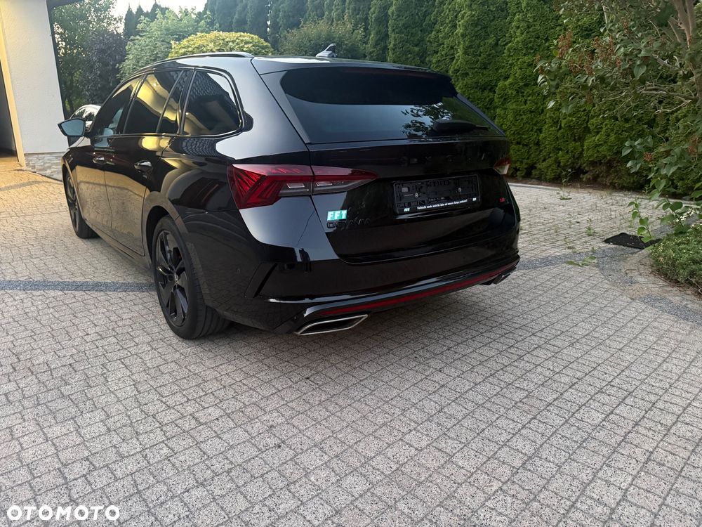 Skoda Octavia 2.0 TDI DSG RS - 13