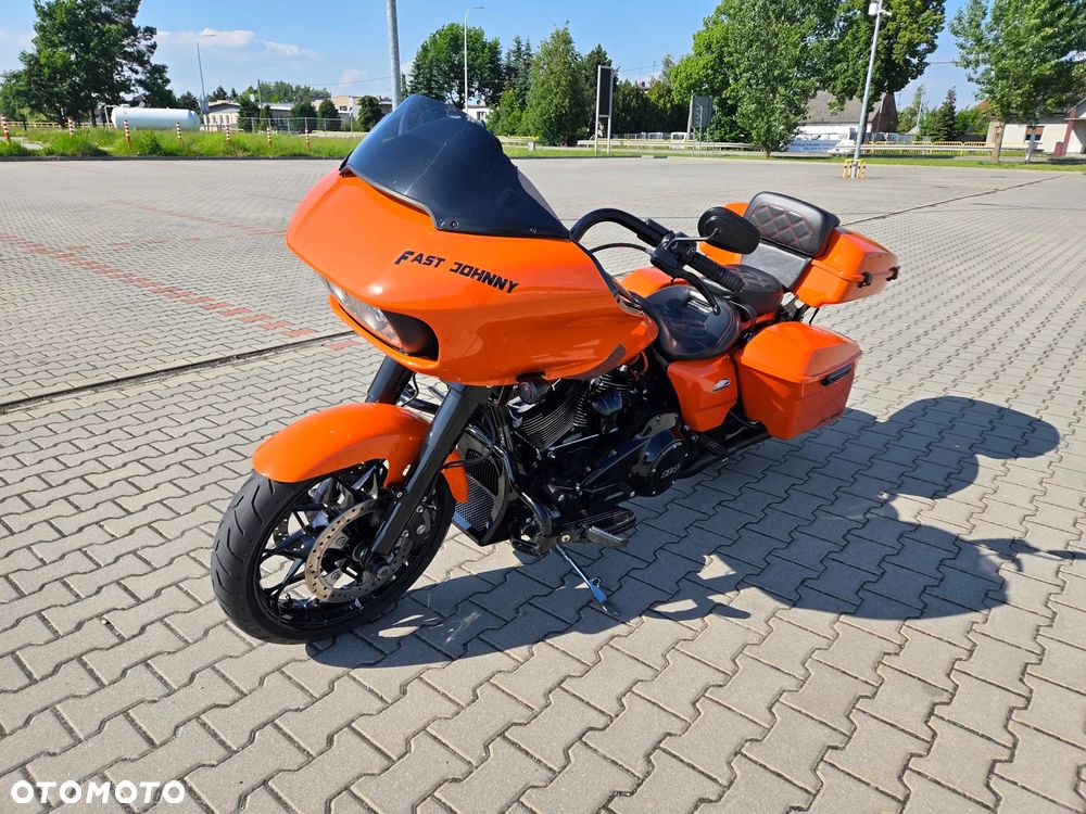 Harley-Davidson Touring Road Glide - 3