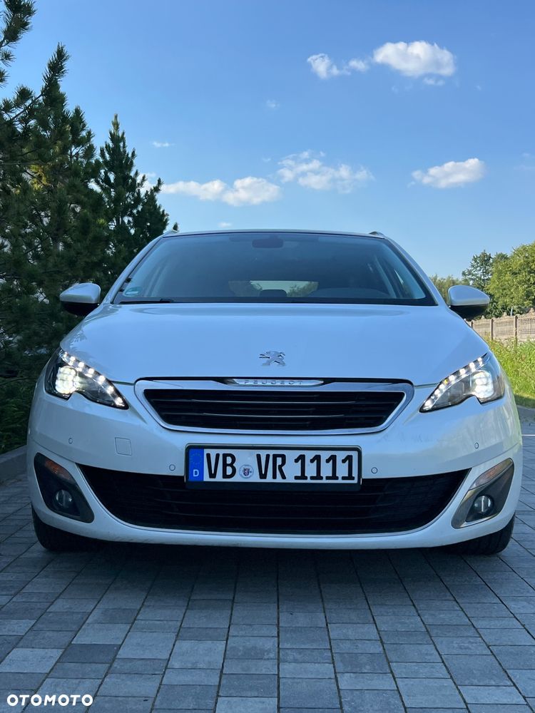 Peugeot 308 BlueHDi FAP 150 Stop&Start Automatik Allure - 11